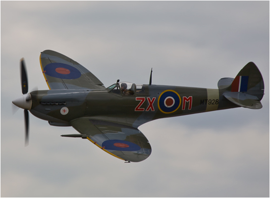 Spitfire Mk VIII MT928 pictures